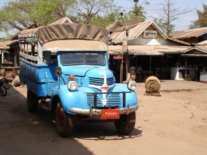 Burma Dodge truck (2)